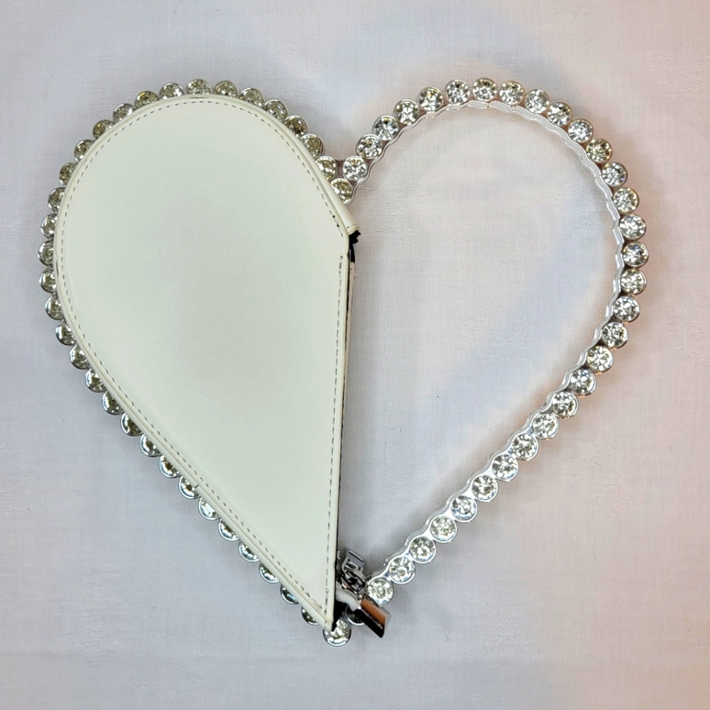 Wisfruit: Mini Heart-Shaped White Clutch Bag Rhinestone Diamond Frame Purse